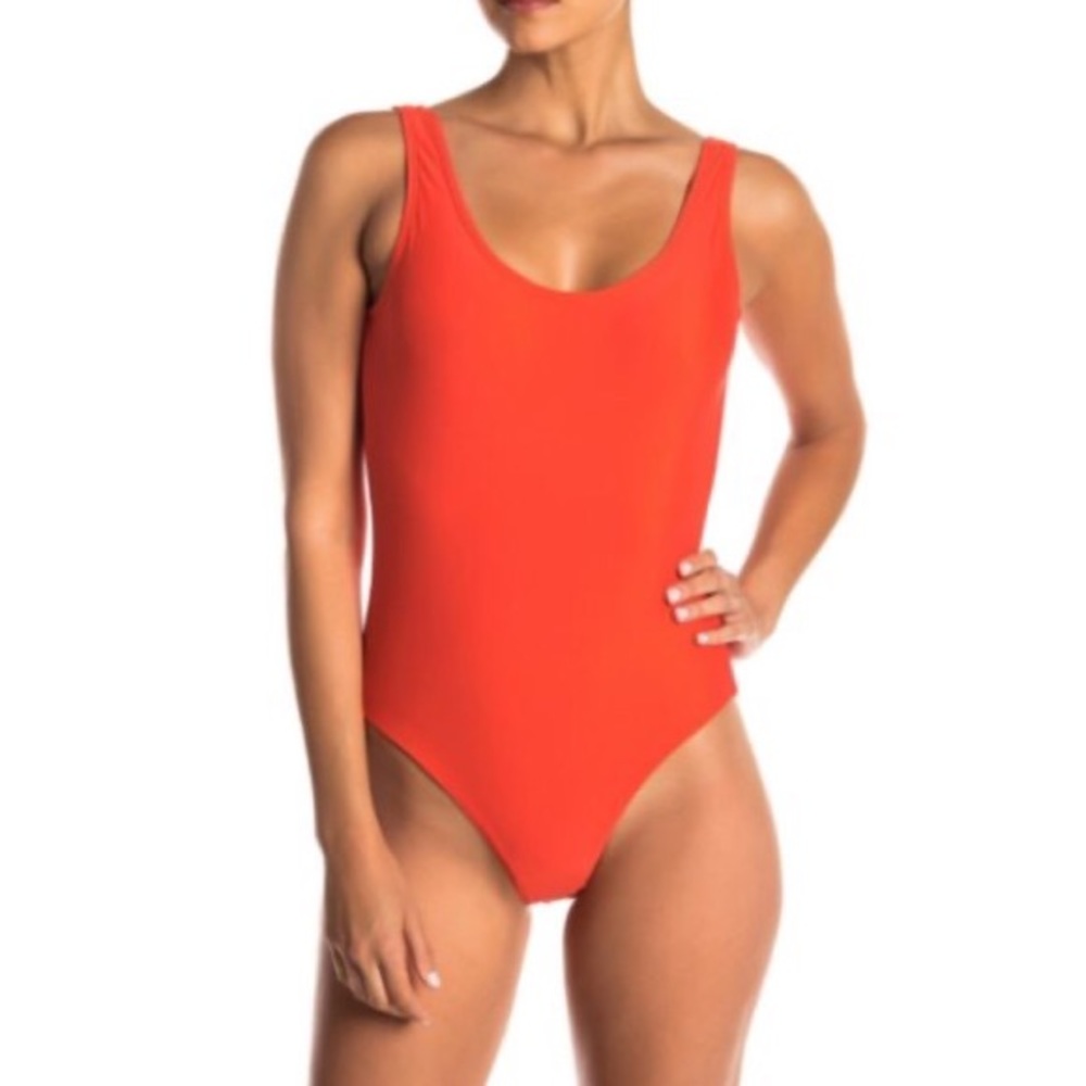 ONIA one piece